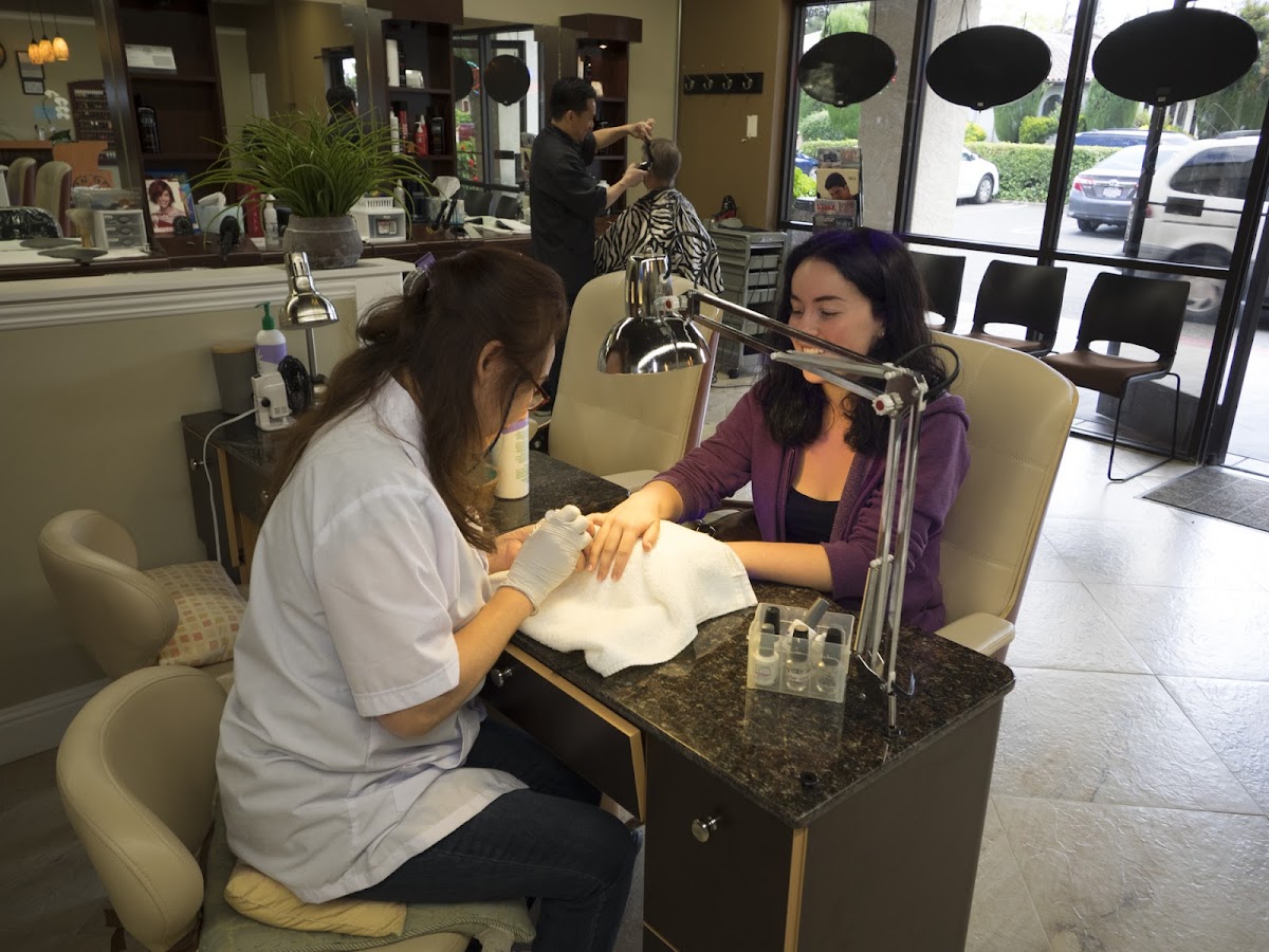 Bailey Beauty Salon