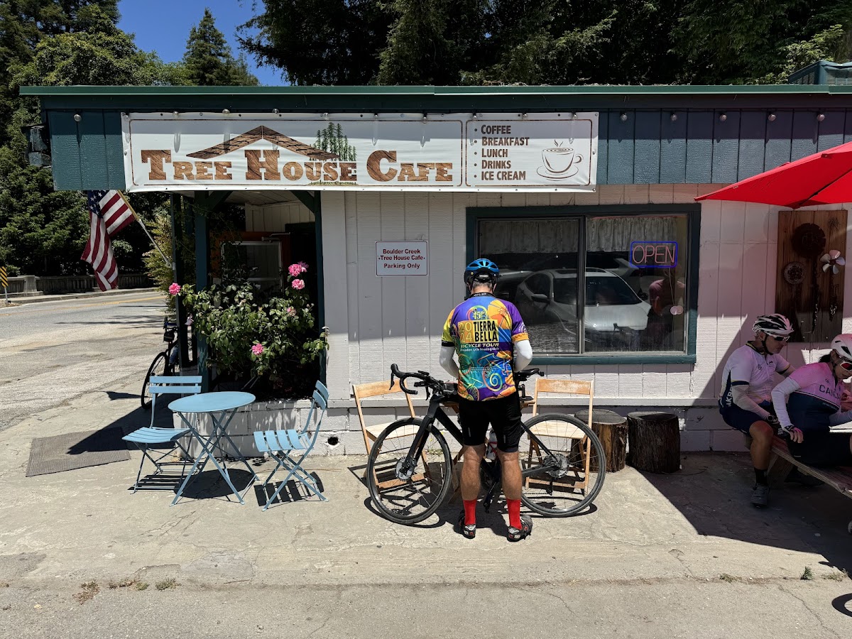Breakfast at Tree House Cafe